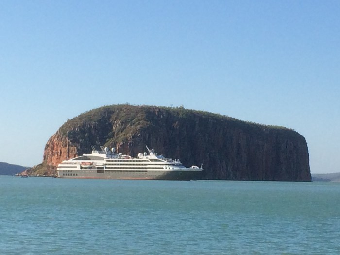 EB22926D-0F83-462A-93B3-1AF5FECE4347